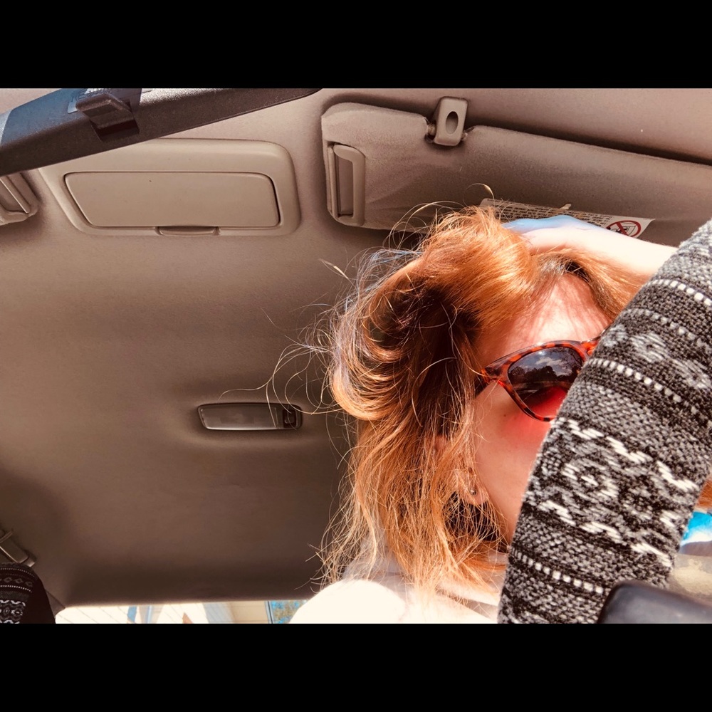 Meet your Posher, Alexia